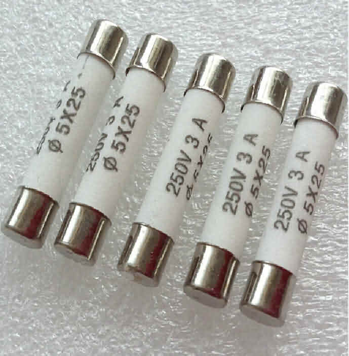 Firgelli Robots Ceramic Current Fuse Tube - 0.5 ~ 20A 2500V - 5 * 25mm